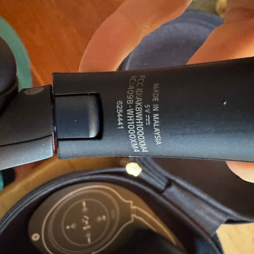 Sony Over-Ear WH-1000XM4 premium noise canceling Headphones - blue - Picture 9 of 9